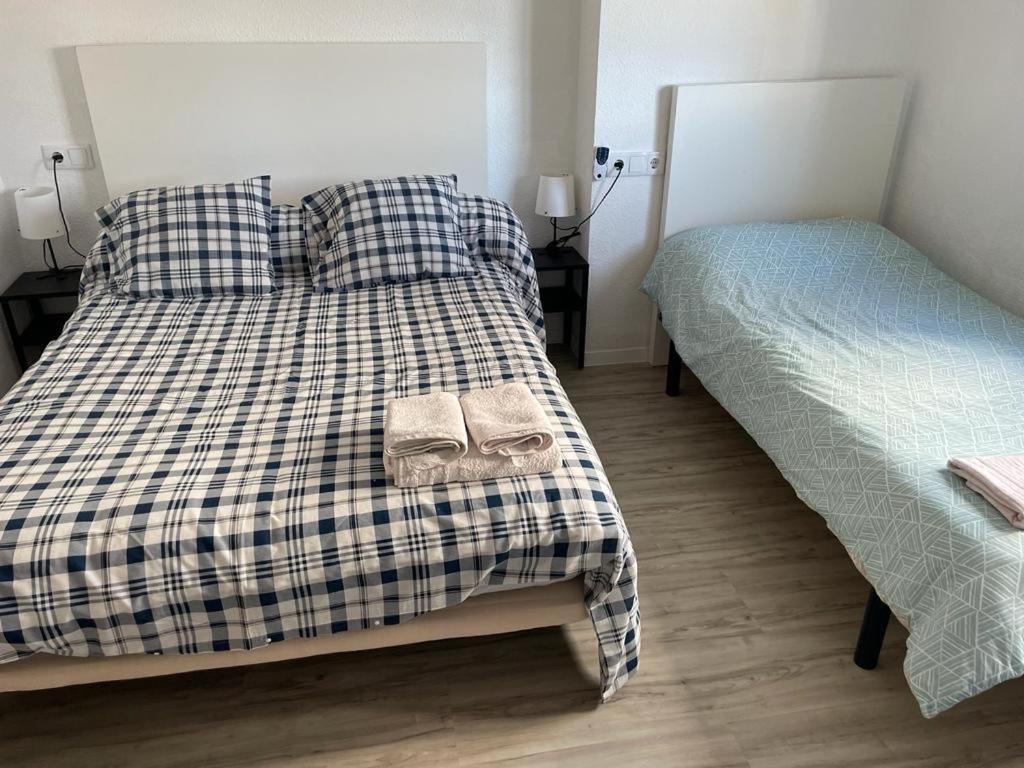Apartamento En Complejo Residencial Con Piscina Y Garaje Frente Al Mar Valencia Exterior photo